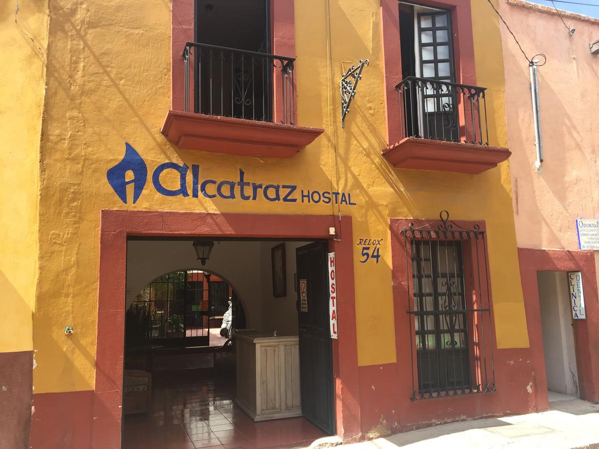 Alcatraz Hostal Сан Мигел де Аленде Екстериор снимка