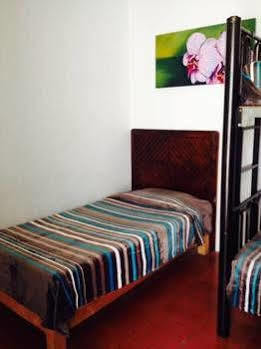 Alcatraz Hostal Сан Мигел де Аленде Екстериор снимка
